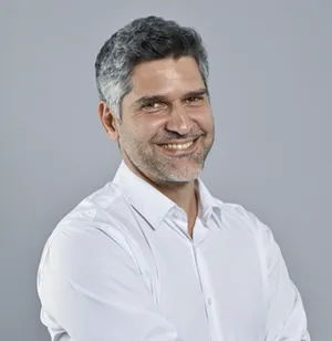 Portrait Dr. Lampros Perogamvros